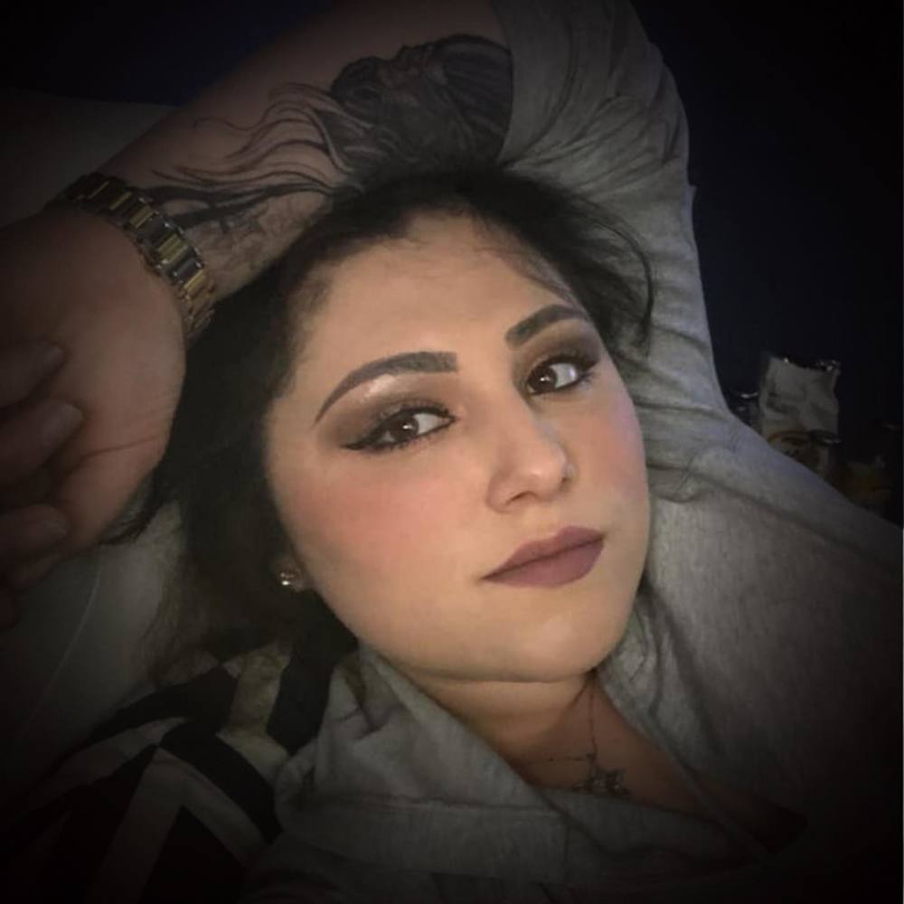 Meet your Posher, Marina